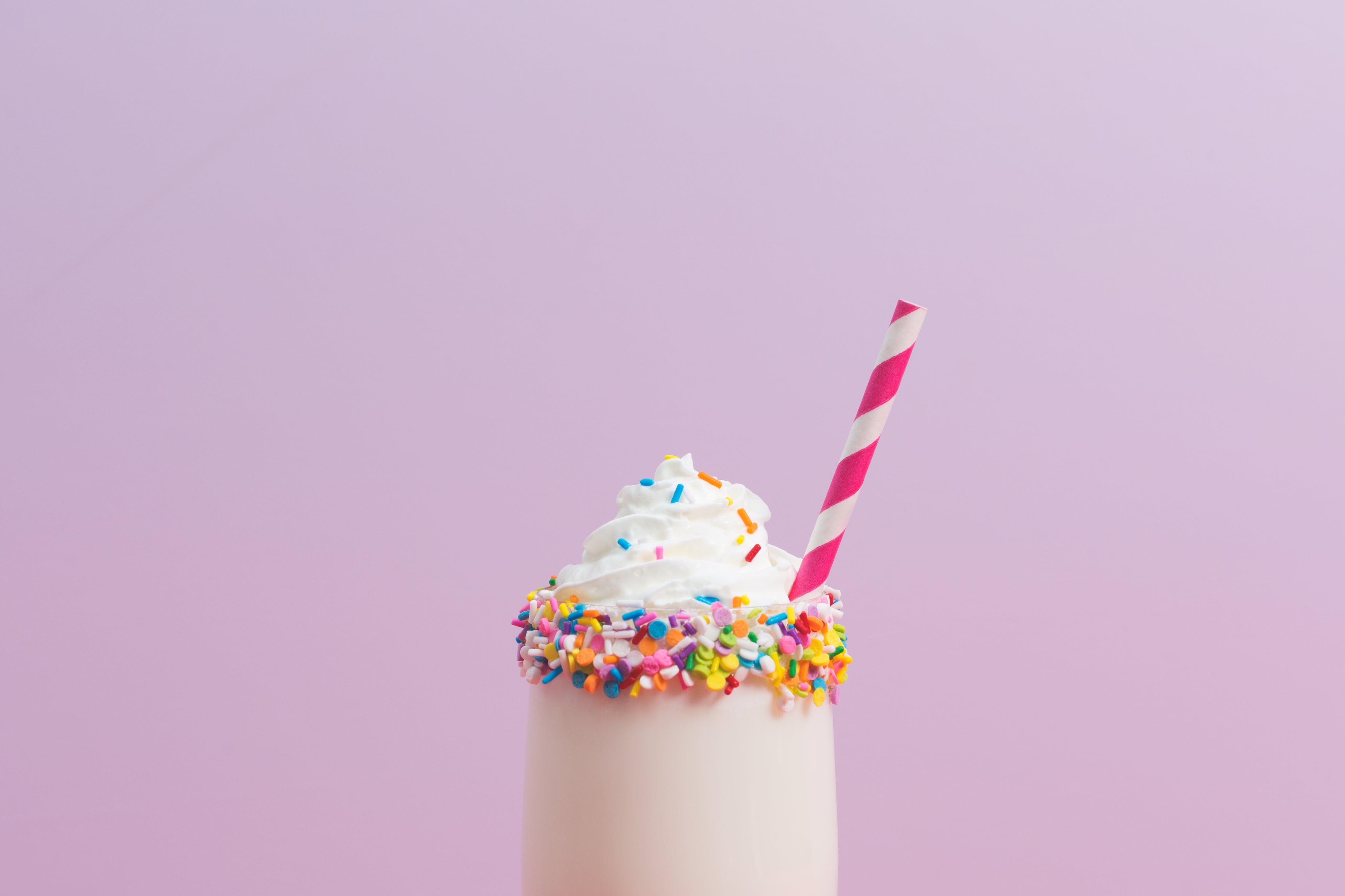 files/milkshake-on-pink.jpg